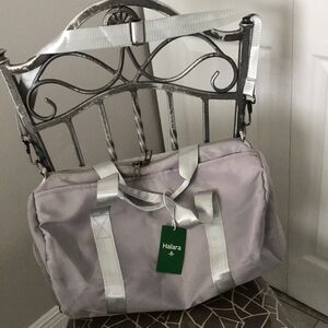 NEW - HALARA Random Grey/ Silver Color Zipper Gym Bag